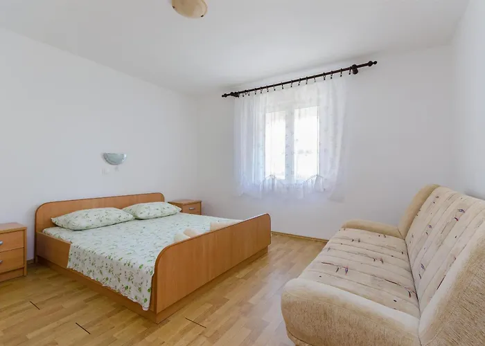 Apartments Ester